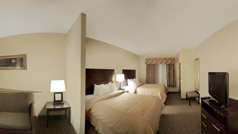 Cicero Grand - Syracuse North Hotel Bagian luar foto