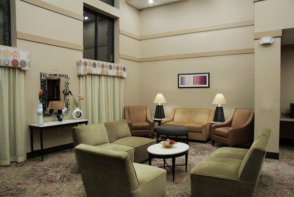 Cicero Grand - Syracuse North Hotel Bagian luar foto