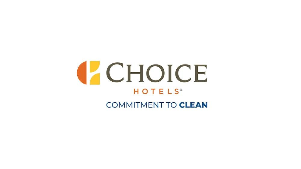 Cicero Grand - Syracuse North Hotel Bagian luar foto