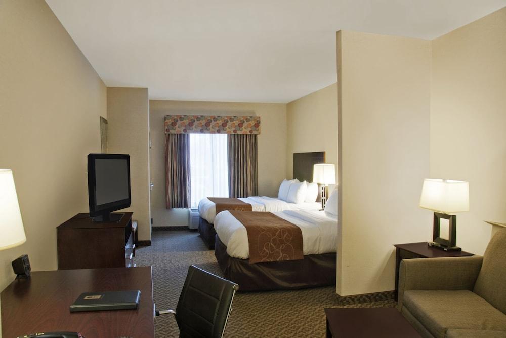 Cicero Grand - Syracuse North Hotel Bagian luar foto