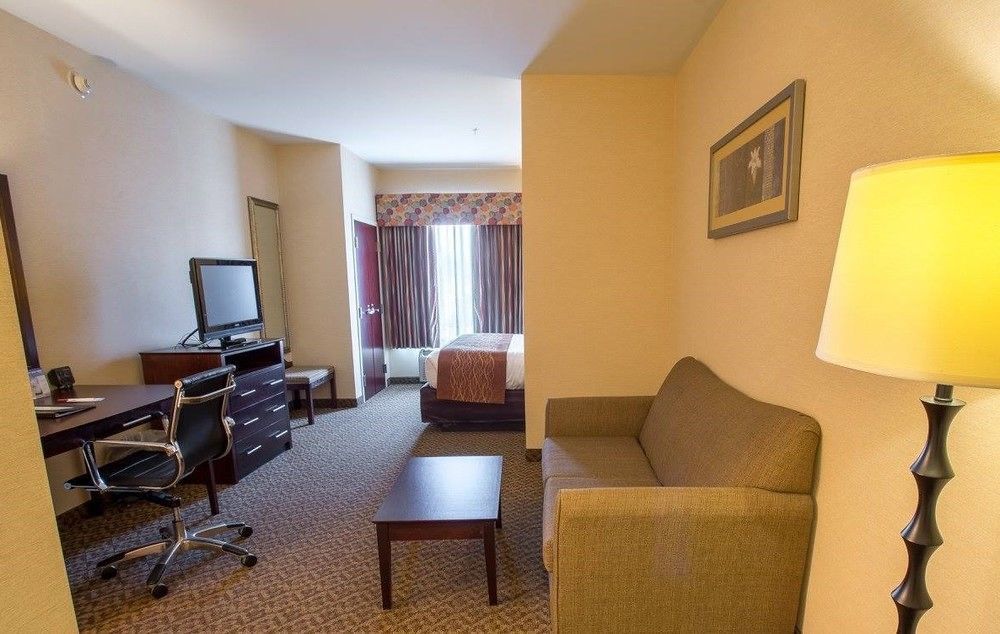 Cicero Grand - Syracuse North Hotel Bagian luar foto