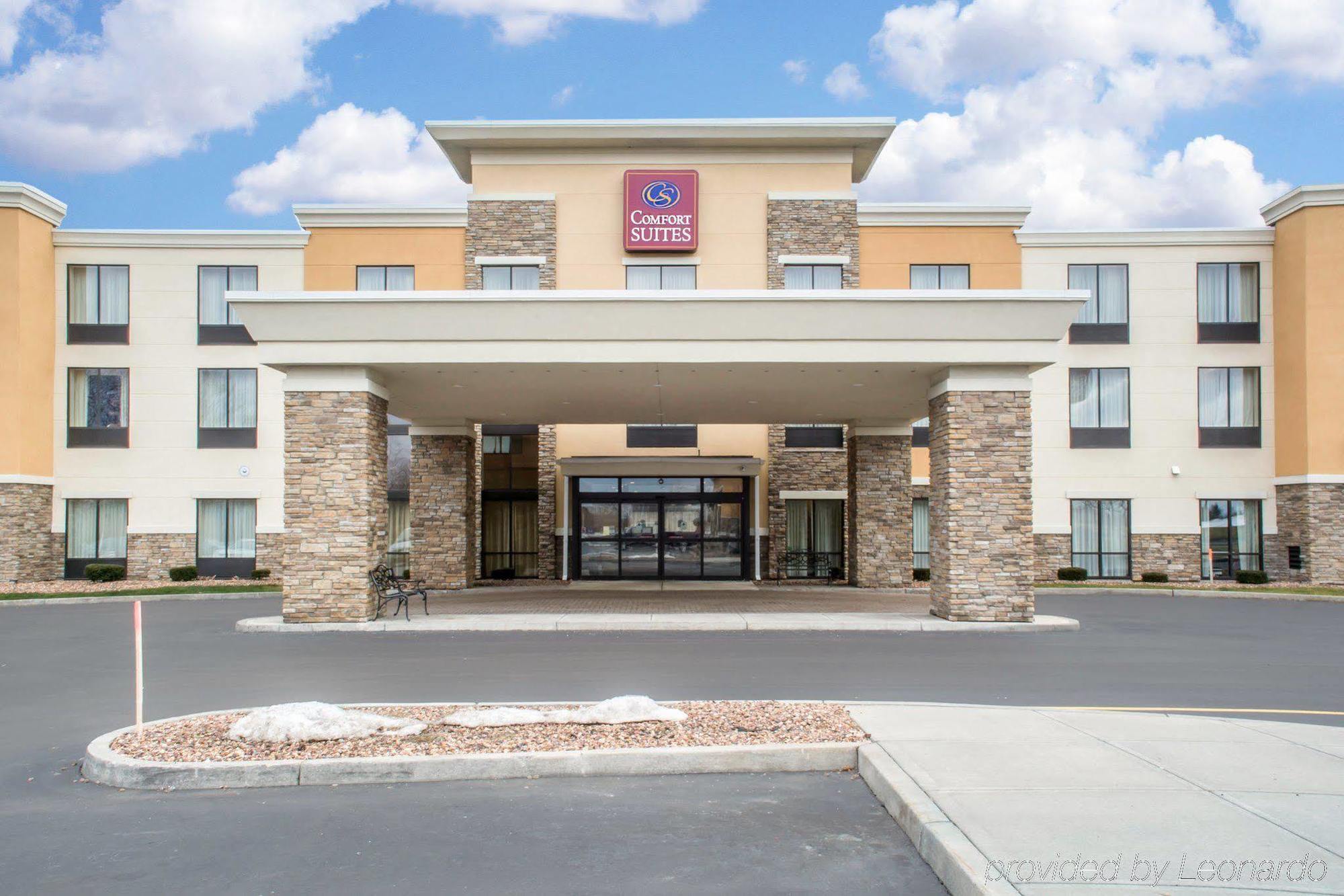 Cicero Grand - Syracuse North Hotel Bagian luar foto
